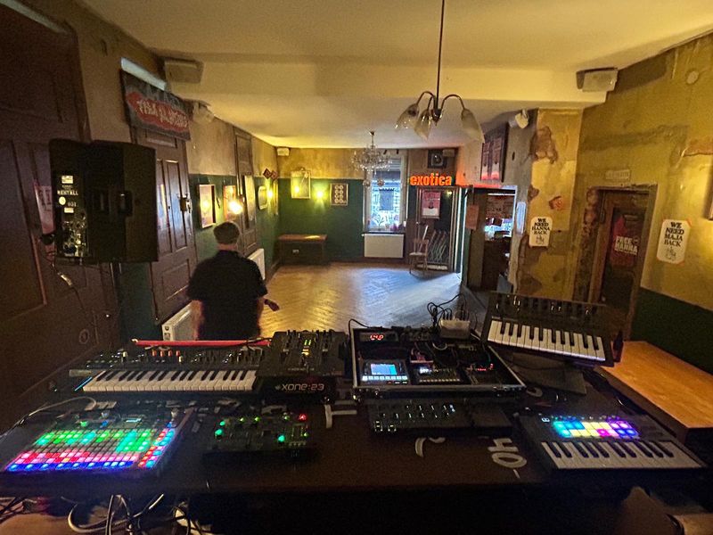 Whats App Image 2025 04 18 at 18.16.33 (1)